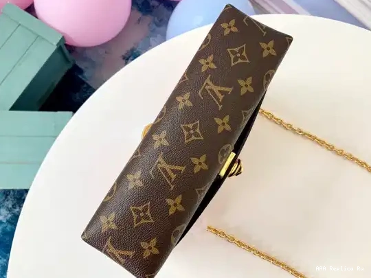 AAA Replica Ru LOUIS VUITTON SAINT-PLACIDE 0627